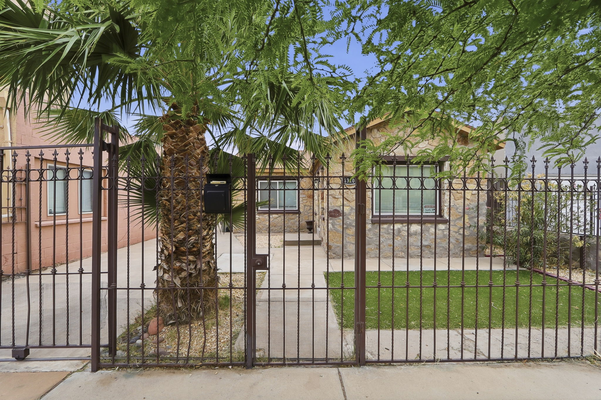 Property thumbnail image