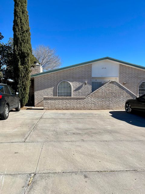 2918 East Glen - B