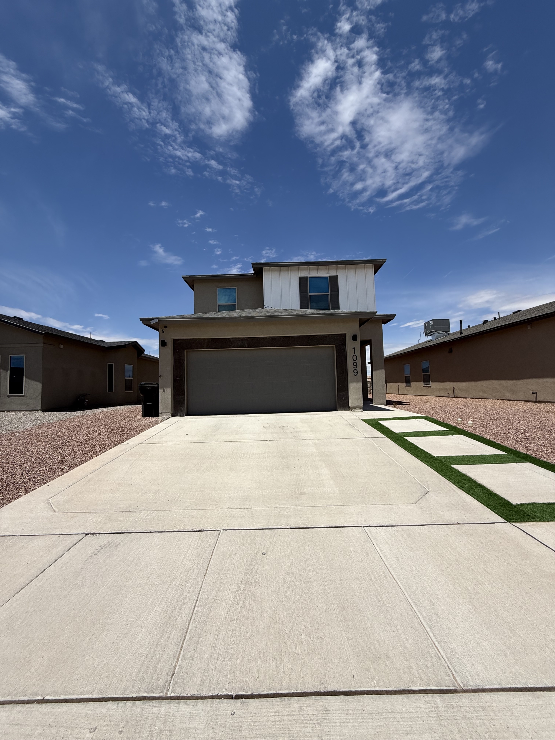 1099 Sky River Street
