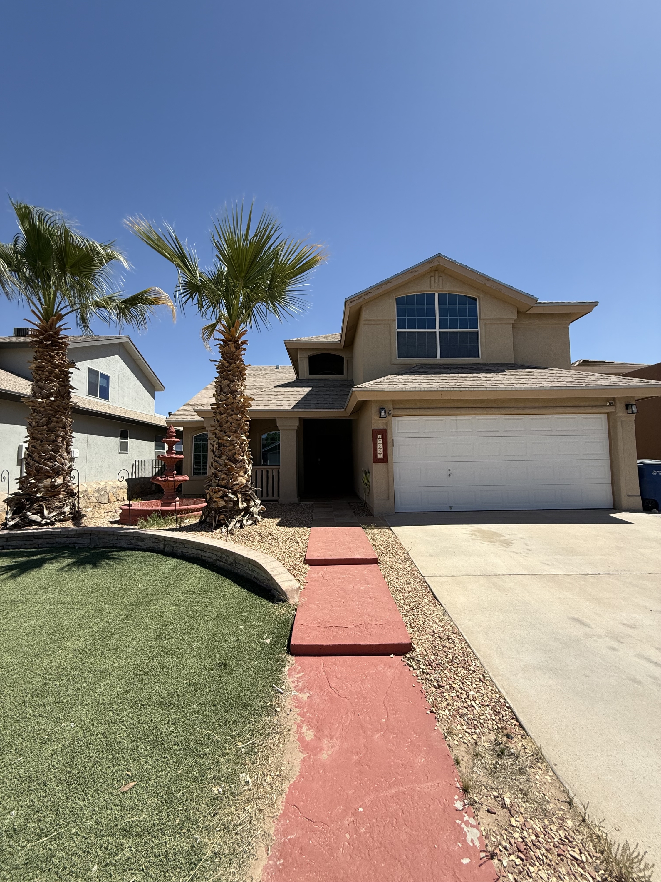12557 Paseo Lindo Drive