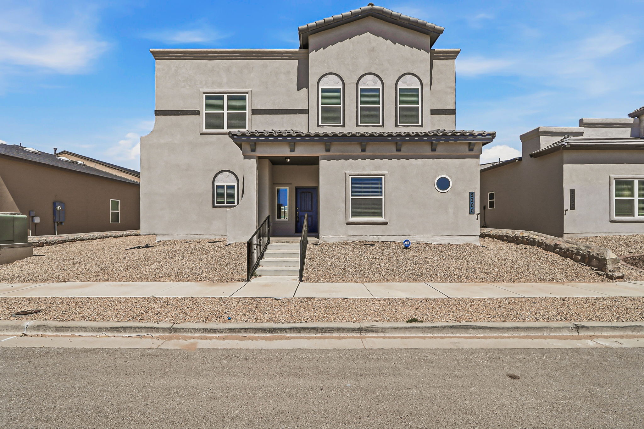 2300 Sammy Cervantes St