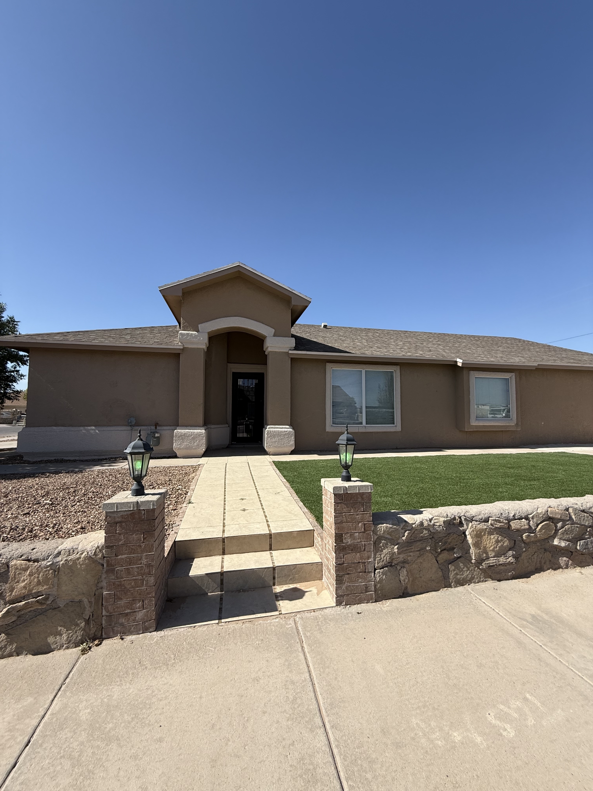 732 Desert Sage Drive